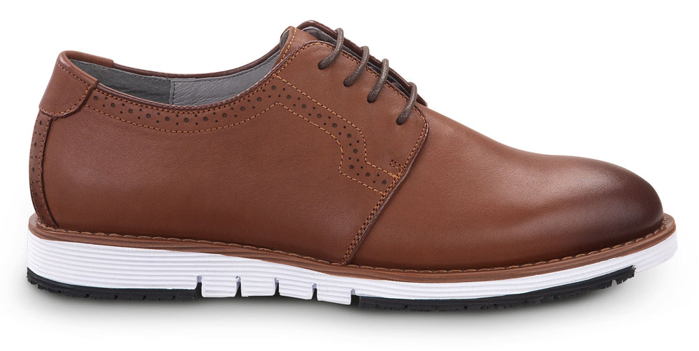 Men's Beaufort MaxTRAX® Soft Toe SRO Dress Shoe